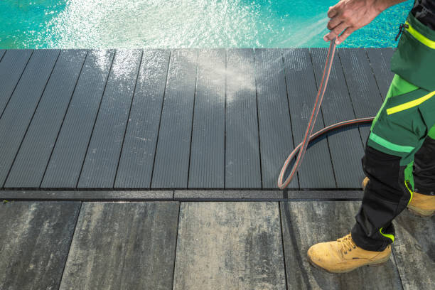 Best Commercial Pressure Washing  in Clifton, TX